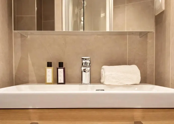 Gare De Lyon - Premium For 5 With Easy Access